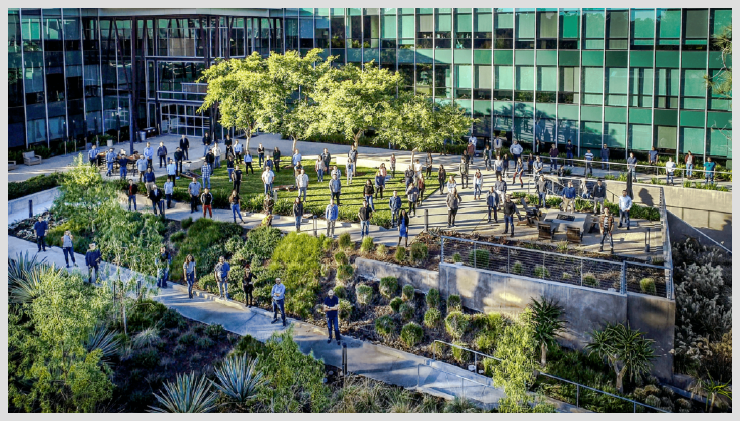 Singular Genomics employees outside the office building